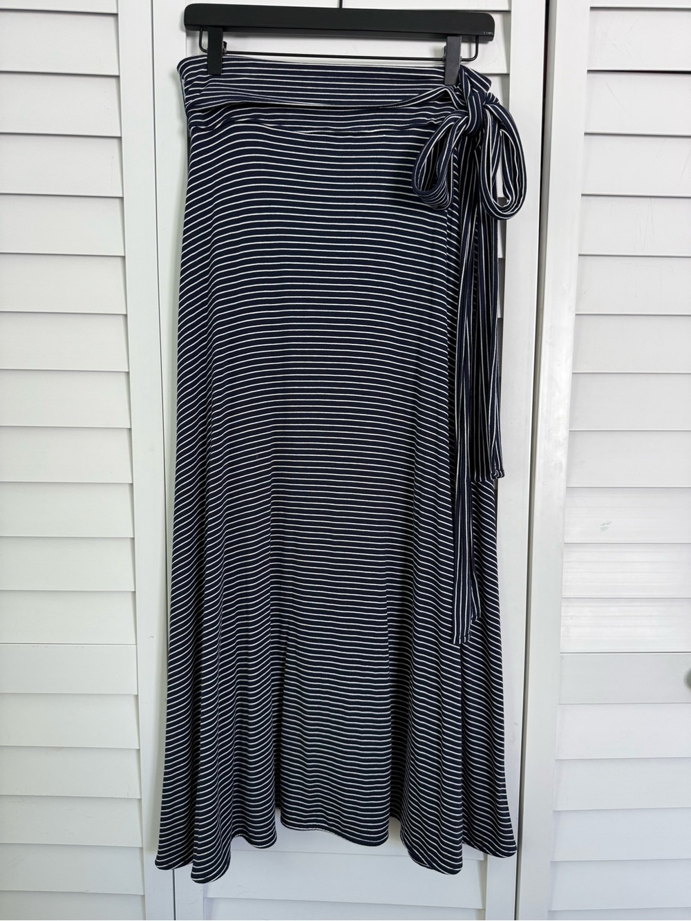 Gap knit wrap skirt :: midi :: medium